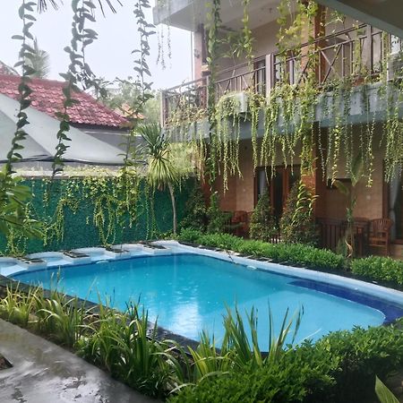 Grace Paradise Guest House Lembongan Exterior photo